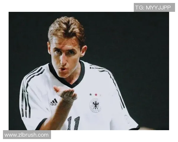 狮子头足球明星的传奇之路与辉煌成就揭秘